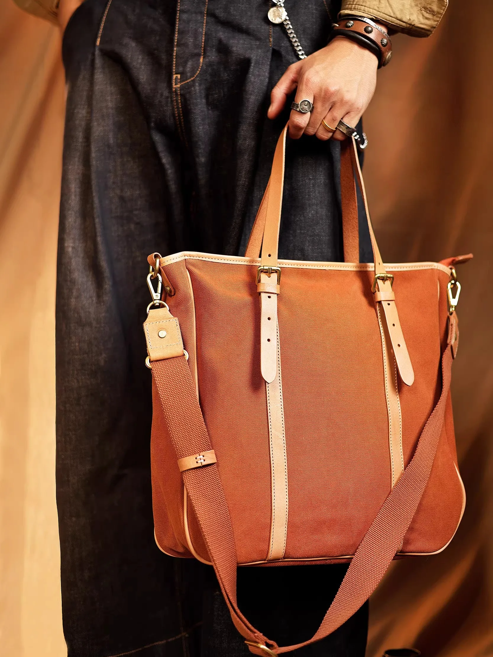 

Leather Shoulder Bag vintage high quality oil wax canvas tote bag large capacity bag weekend outdoor shopping travel handbag