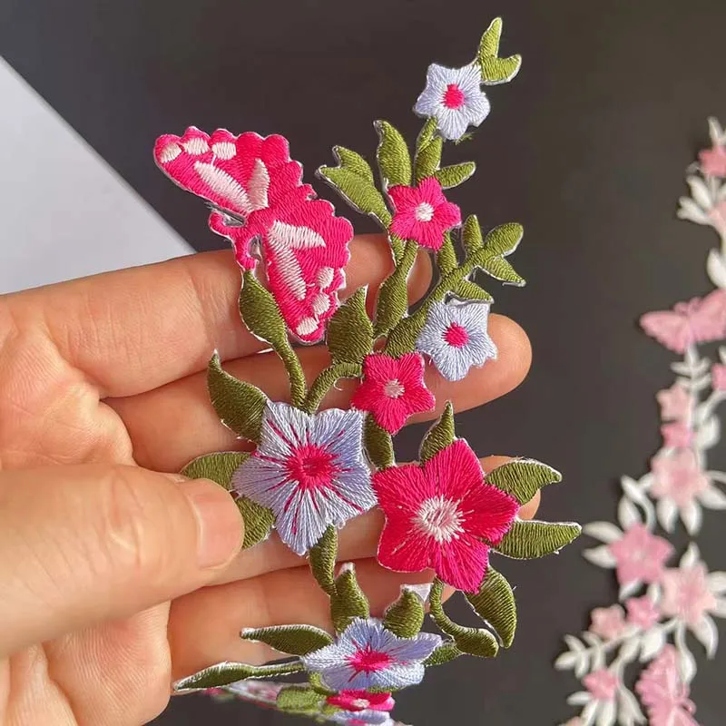 Zarte Blumenranken mit Schmetterling Kleidungsaufkleber Thermoklebe-Patch, Blumenbestickte Applikation zum Aufbügeln auf Kleidung – Detail 4