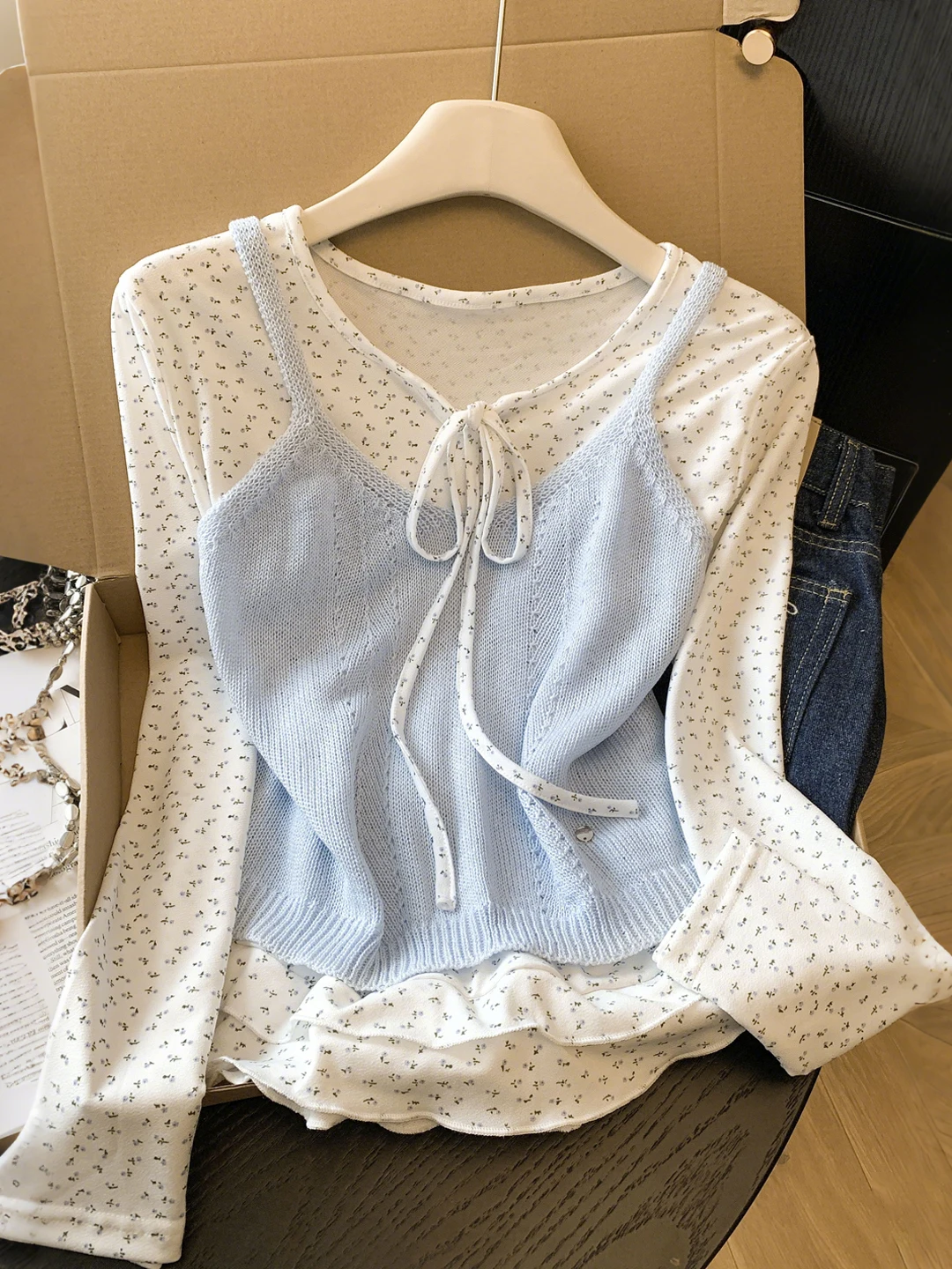 Colete de Tricô Azul Estilo Coreano para Mulheres, Novo Top de Verão com Cinto, Camada Dupla, Renda Floral, Manga Longa, Estampa Floral