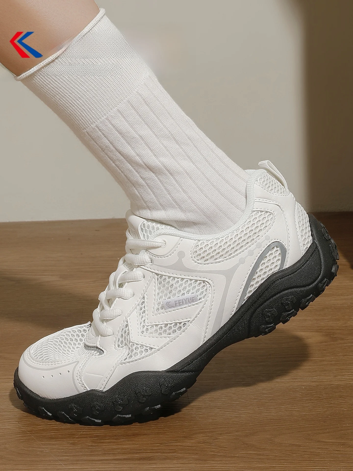 feiyue-–-chaussures-de-randonnee-et-d'escalade-pour-femmes-chaussures-de-sport-d'exterieur-en-maille-respirante-chaussures-legeres-en-cuir-synthetique-a-tige-basse