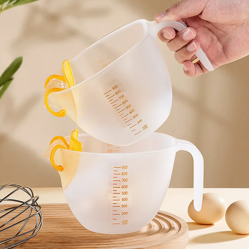 

Kitchen Egg Liquid Filter Measuring Cup Plastic Kitchen Baking Tools Food Beans Sieve Fruit Bowl