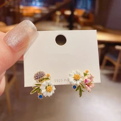 Adolph-pendientes de tuerca con forma de flor artística para mujer, joyería coreana elegante, barata, regalo, novedad de 2023