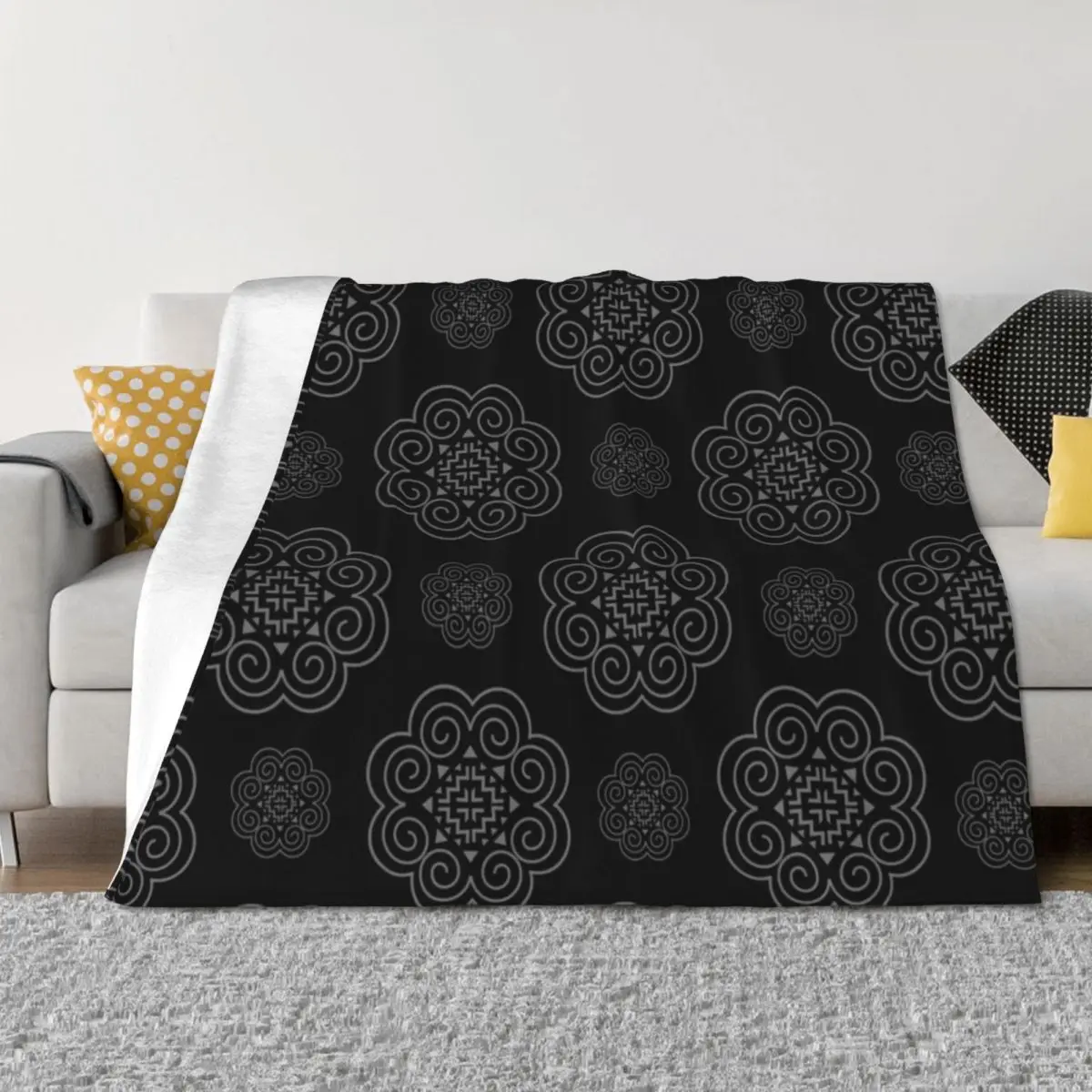 

Hmong Symbol Pattern Design Throw Blanket Flannels Thermals For Travel warm winter sofa bed Blankets