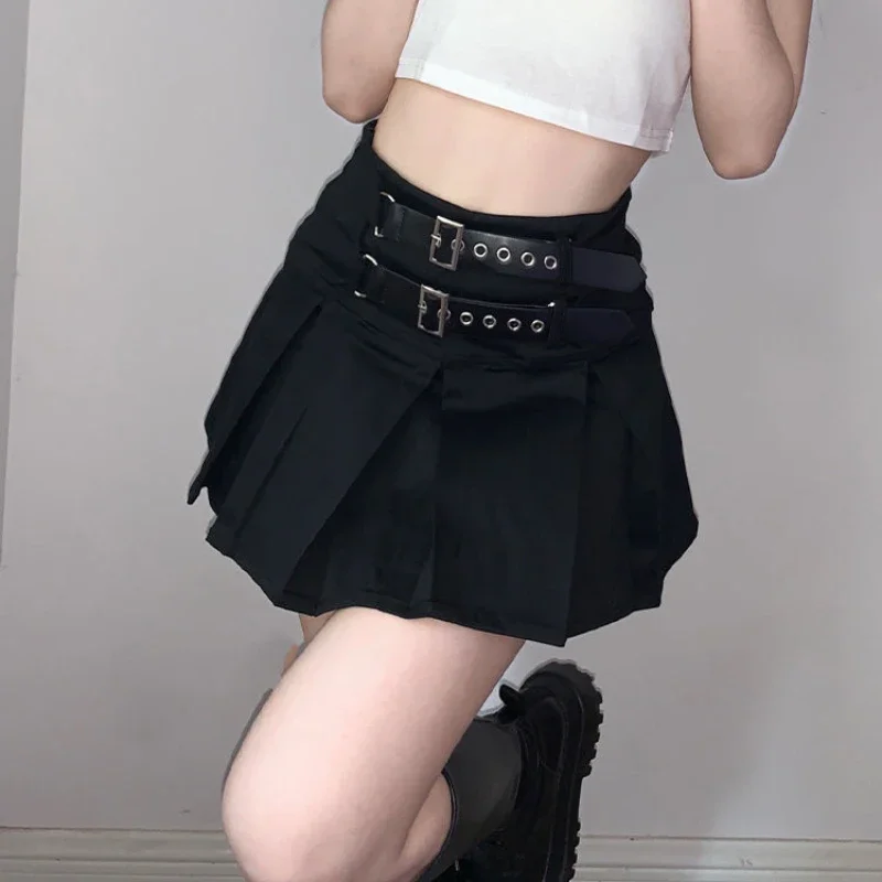 Punk Black Pleated Skirts Women Belted Sext Hot Girls Mini Skirt European Fashion Streetwear Y2k High Waist Spring Autumn Grunge