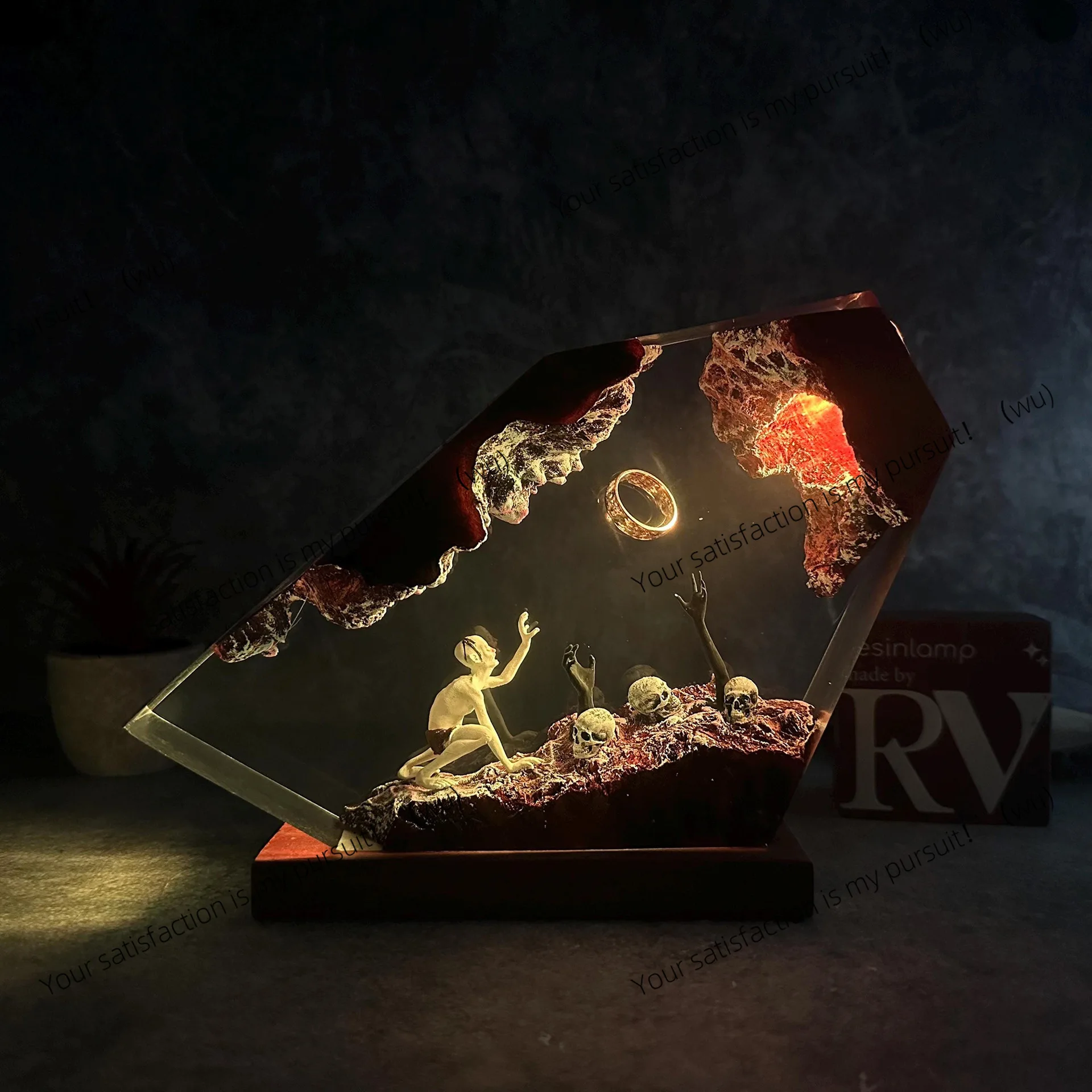 Resin Lamp Resin Epoxy Handmade Lord of the Rings Gollum Resin Lamp Gift