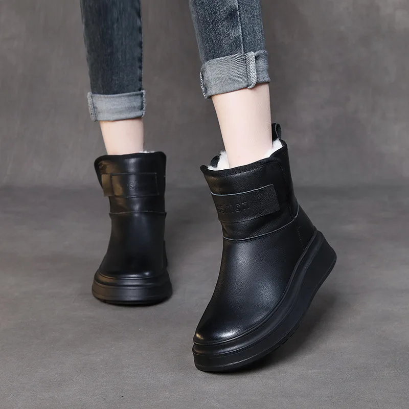 Snow Boots Ladies 2023 Pile Thick Winter New Women's Boots Fashion Casual Trend Women Warm Platform Leather Women's Boots