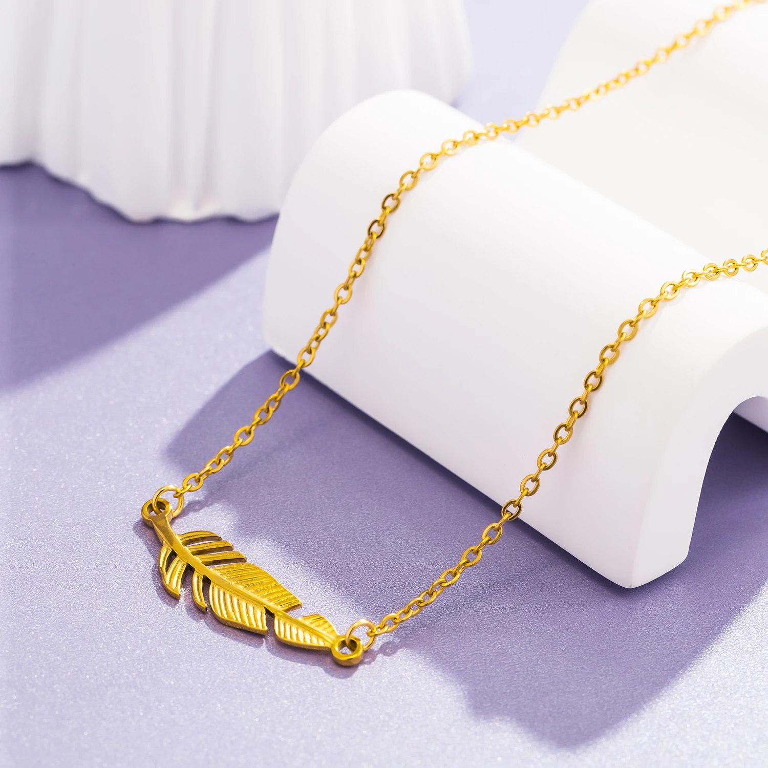 UHBINYCA Fashion Long Leaf Necklacefor Women Chic Gold Plated Stainless Steel Cross Chain Waterproof Jewelry Christmas Gift image 5
