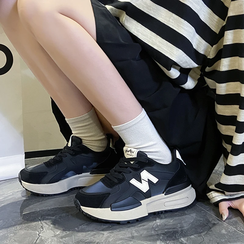 Women Vulcanized Shoes Lace-up Platform Casual Shoes Breathable Running Shoes Hard-wearing Wedges Comfortable Chunky Sneakers