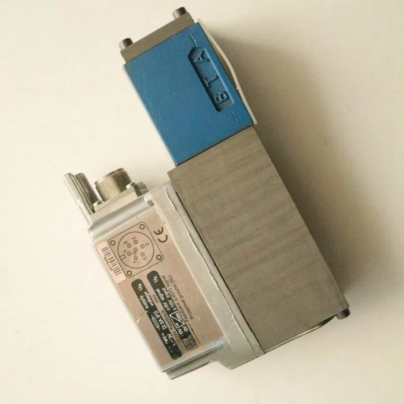 Katup Hidrolik 4WRPEH 4WRPEH6C4B04L-2X/G24K0/A1M 4WRPEH6C3B04P-2X/G24K0/A1M 4WRPEH6C3B40L-2X/G24K0/A1M Katup Proporsional