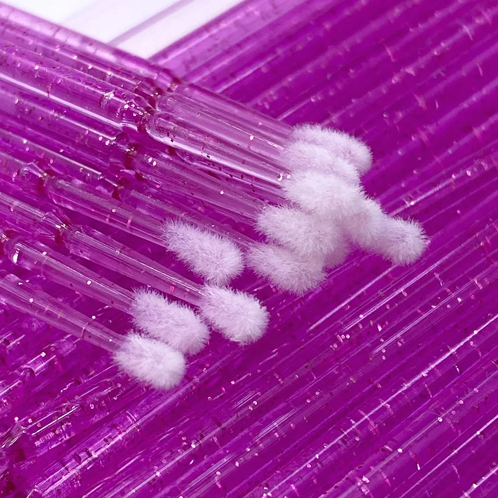 100 szt. Mikro Szczoteczki do Usuwania Sztucznych Rzęs, Opakowanie w Pudełku, Mikro Szczoteczki do Maskary, Aplikatory, Narzędzia do Przedłużania Rzęs, Pędzelki do Makijażu