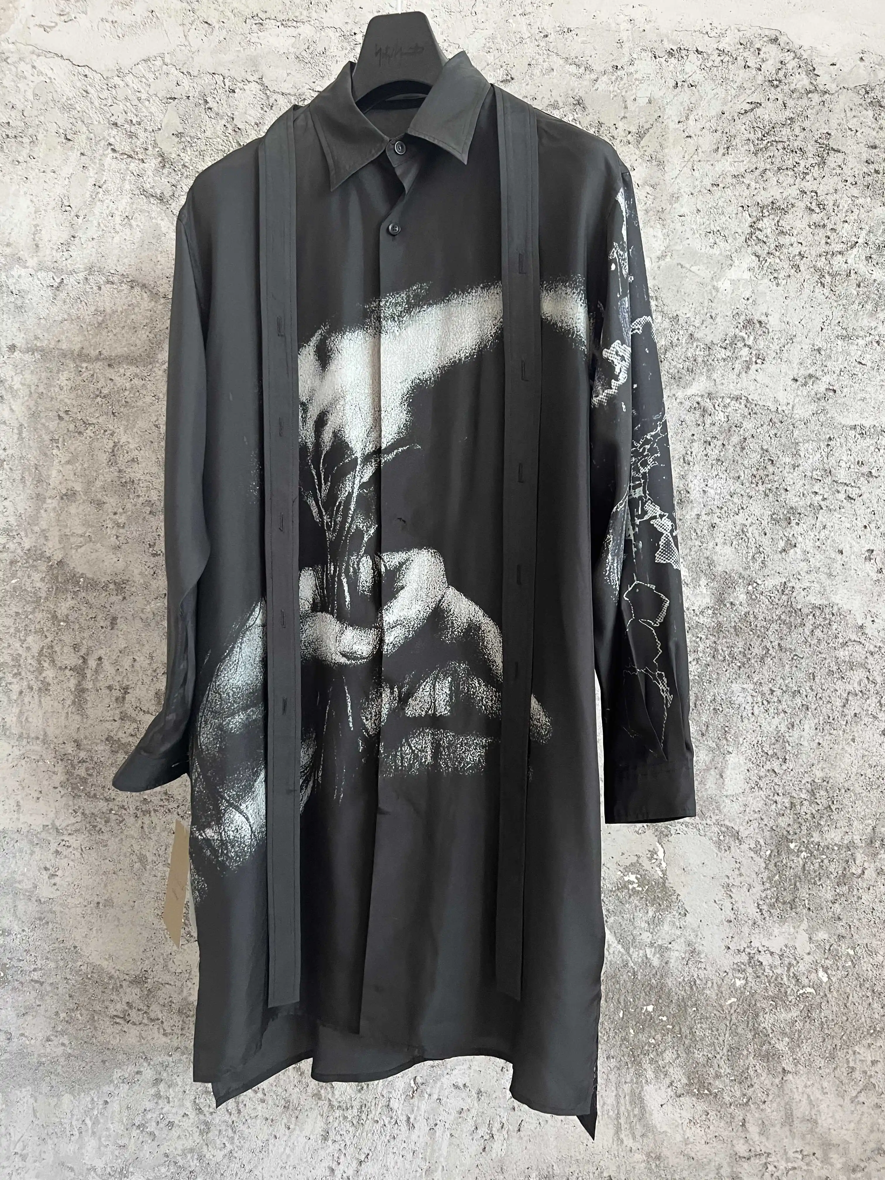 Original design of dark Japanese-style men's front drape shirt with silk abstract pattern print