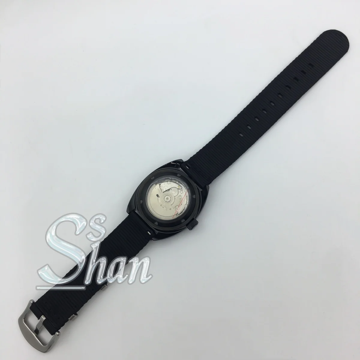 ساعة طيار للرجال 36 ملم 39 ملم NH36 حركة قرص أخضر مضيء مقبب زجاج مطلي مقاوم للماء حزام نايلون 100 متر