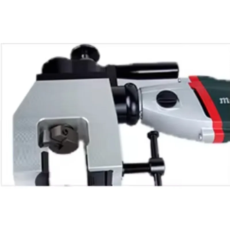 ISO-63C Tragbare, 28–63 mm Außendurchmesser montierte elektrische Rohrschneidemaschine für Rohrdicke unter 12 mm