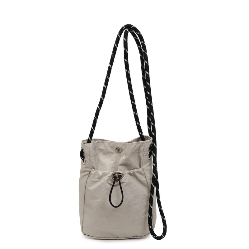 حقيبة صغيرة عادية بسيطة المرأة 2025 جديد نايلون حقيبة الهاتف المحمول تنوعا النمط الأجنبي موضة حقيبة ساعي شخصية #6