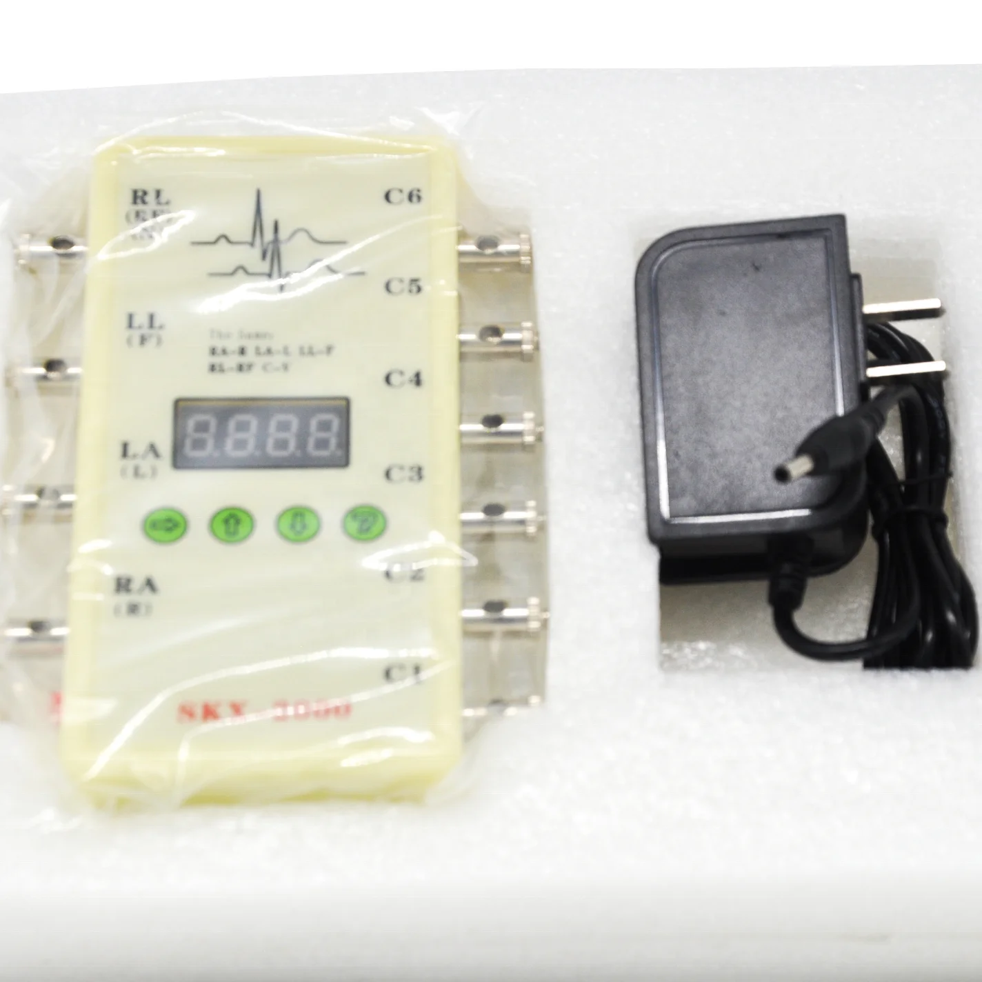 

SKX-2000G ECG simulator for Monitor Maintenance Engineer