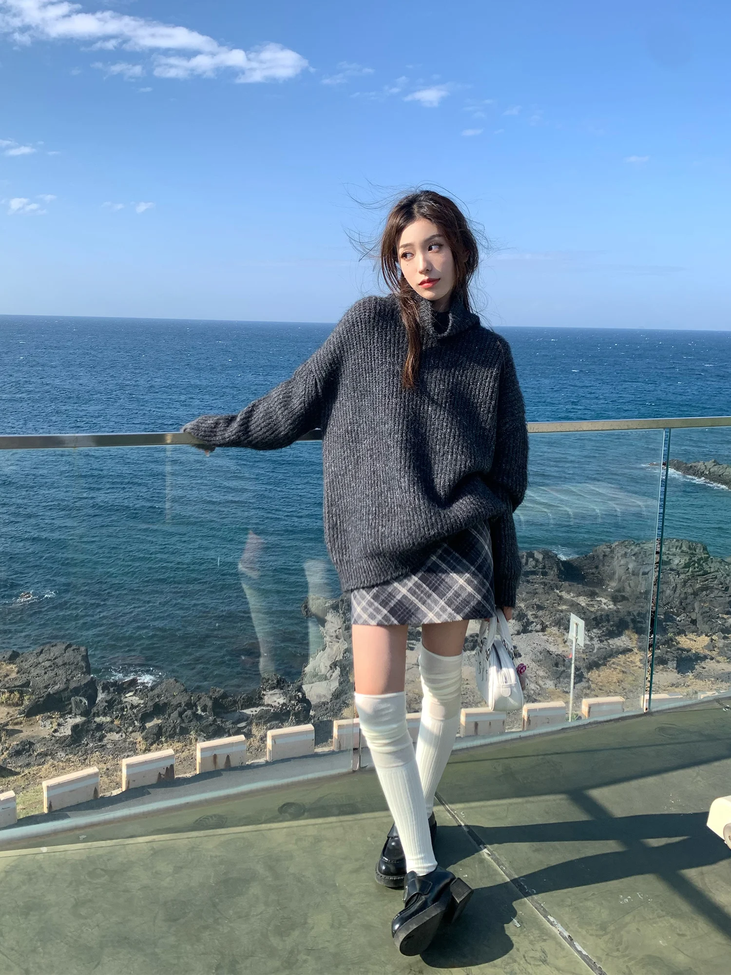 

Hhi ey High Collar Pullover Knitted Sweater Women's Thiened Lazy Sle Autumn Winter Soft Nouriing Long Sve Top