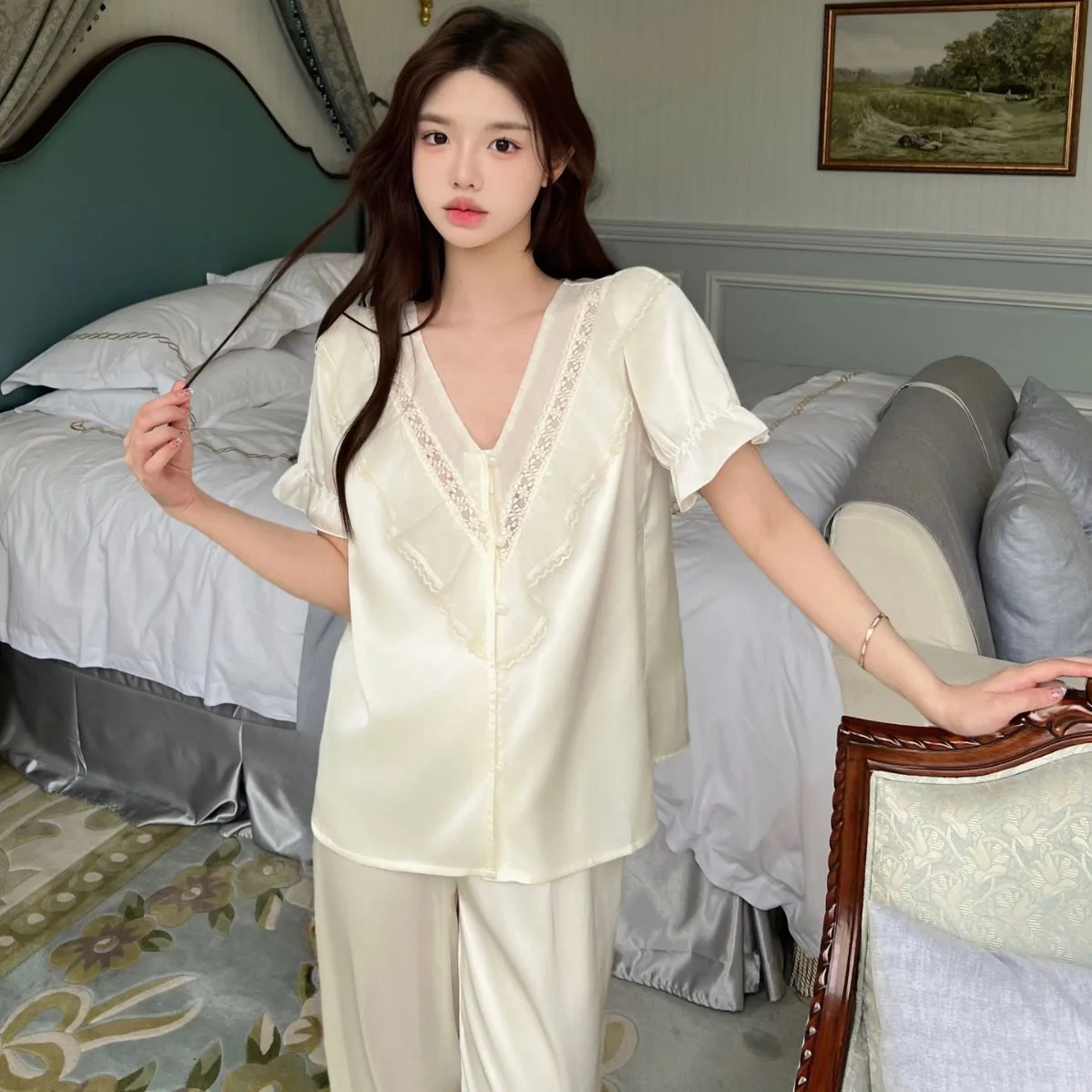 

High Quality Pajamas Suit Women Summer Ice Silk Short Sleeve Shirt Pants Homewear Set Loungewear