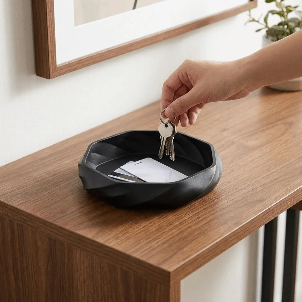 Multi-functional 3D Printed Smooth Swirl Storage Tray Matte Plastic Small Item Holder Simple Desktop Organizer for Entryway