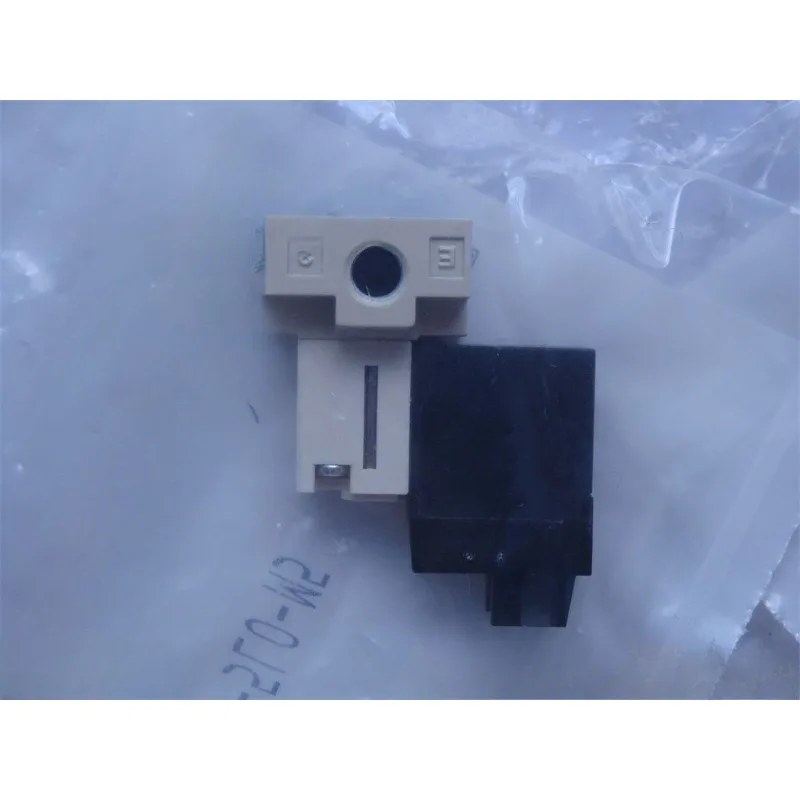 

Детали для поставки электромагнитного клапана VQ110Y-5LO-M5