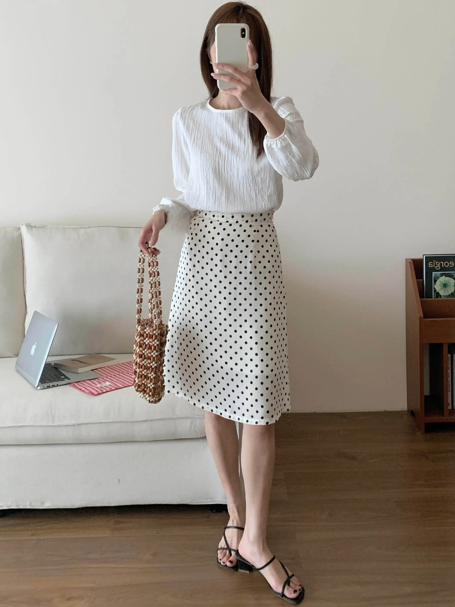 

Черная юбка А-силуэта в горошек с завышенной талией, повседневная, весна 2026, универсальная, удобная для поездок на работу, из смесового полиэстера, женская