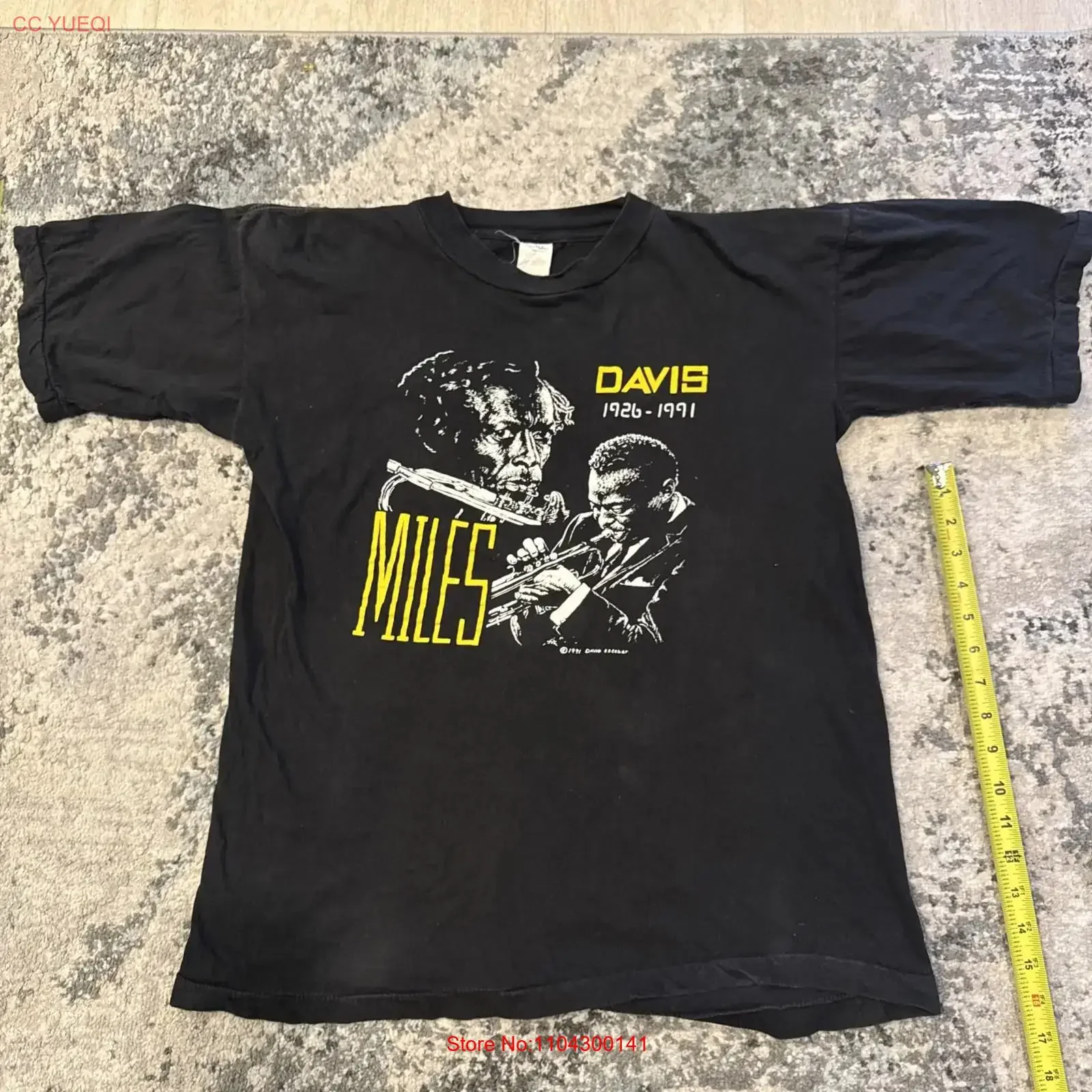 Vintage 90s MILES DAVIS Distressed Fan Art Print T Shirt sz XL vintage Washed Slightly Comfortable Stretched designer clothes