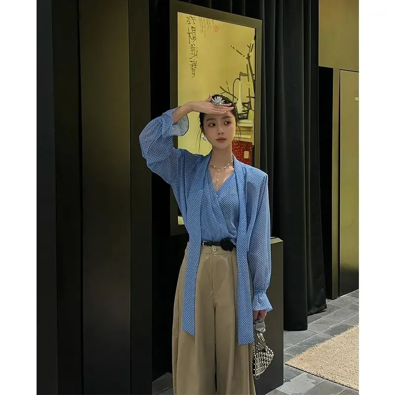 الكورية الموضة الأزرق البولكا نقطة الخامس الرقبة الشريط بلوزة شيفون المرأة الراقية مزاجه عادية مايكرو شفافة الإناث القمم