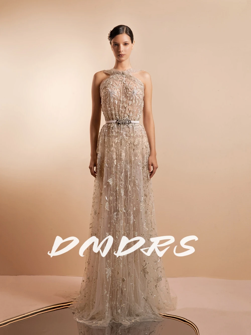 

Великолепное вечернее платье трапециевидной формы с лямкой на шее из бисера, индивидуальное для женщин, классическое мерцающее тюлевое платье для свадебной вечеринки, красивое платье для выпускного вечера