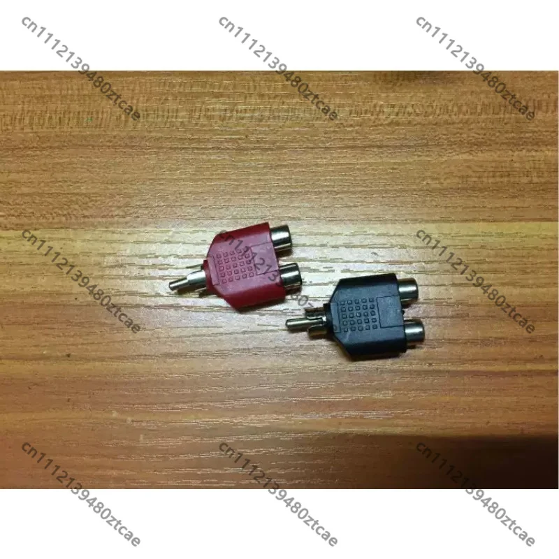 1 To 2 Way Audio Splitter Adapter Audio Signal Convert Connector for Amplifier CD Player Sound Equipment