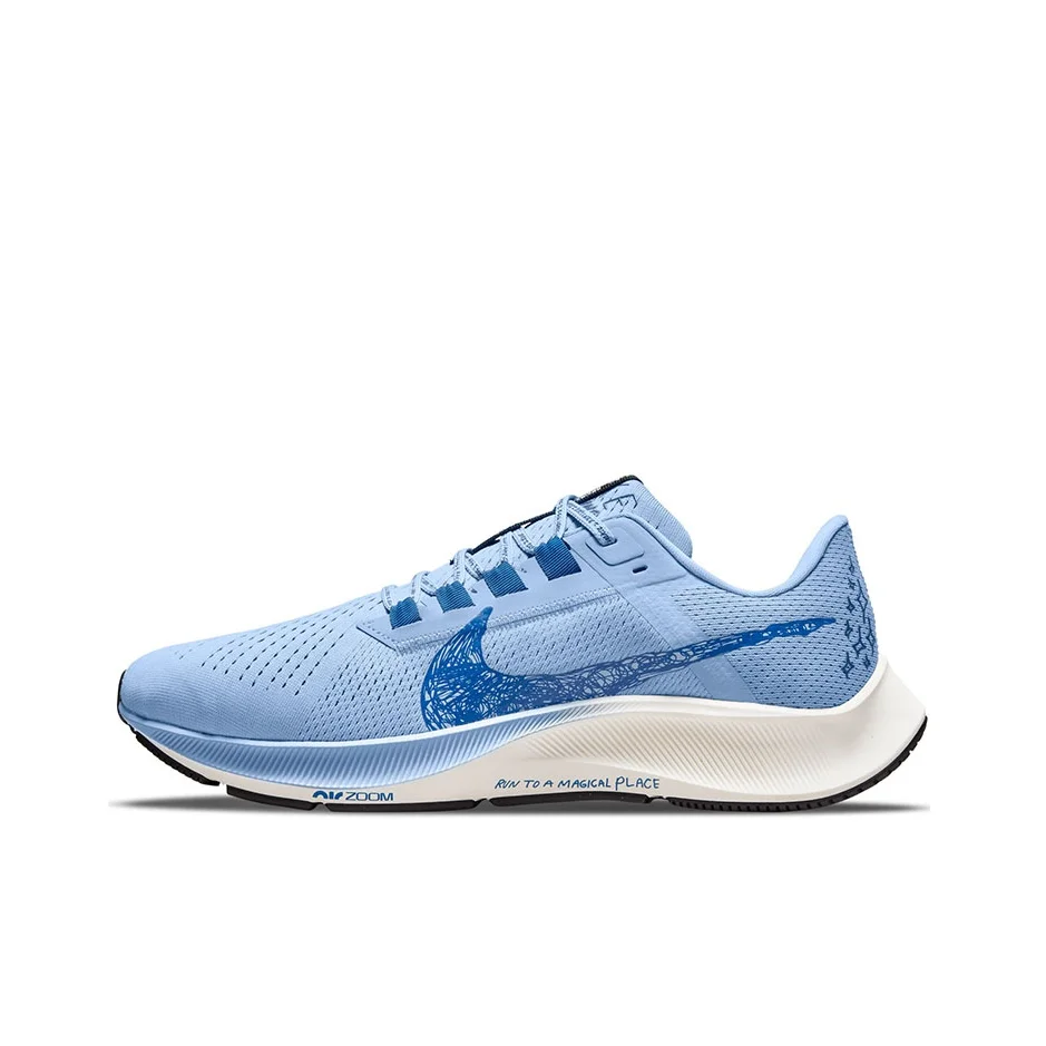

Nike X Nathan Bell Air Zoom Pegasus 38 A.I.R. «Відправить волшебное место из алюминия» DM1610-400