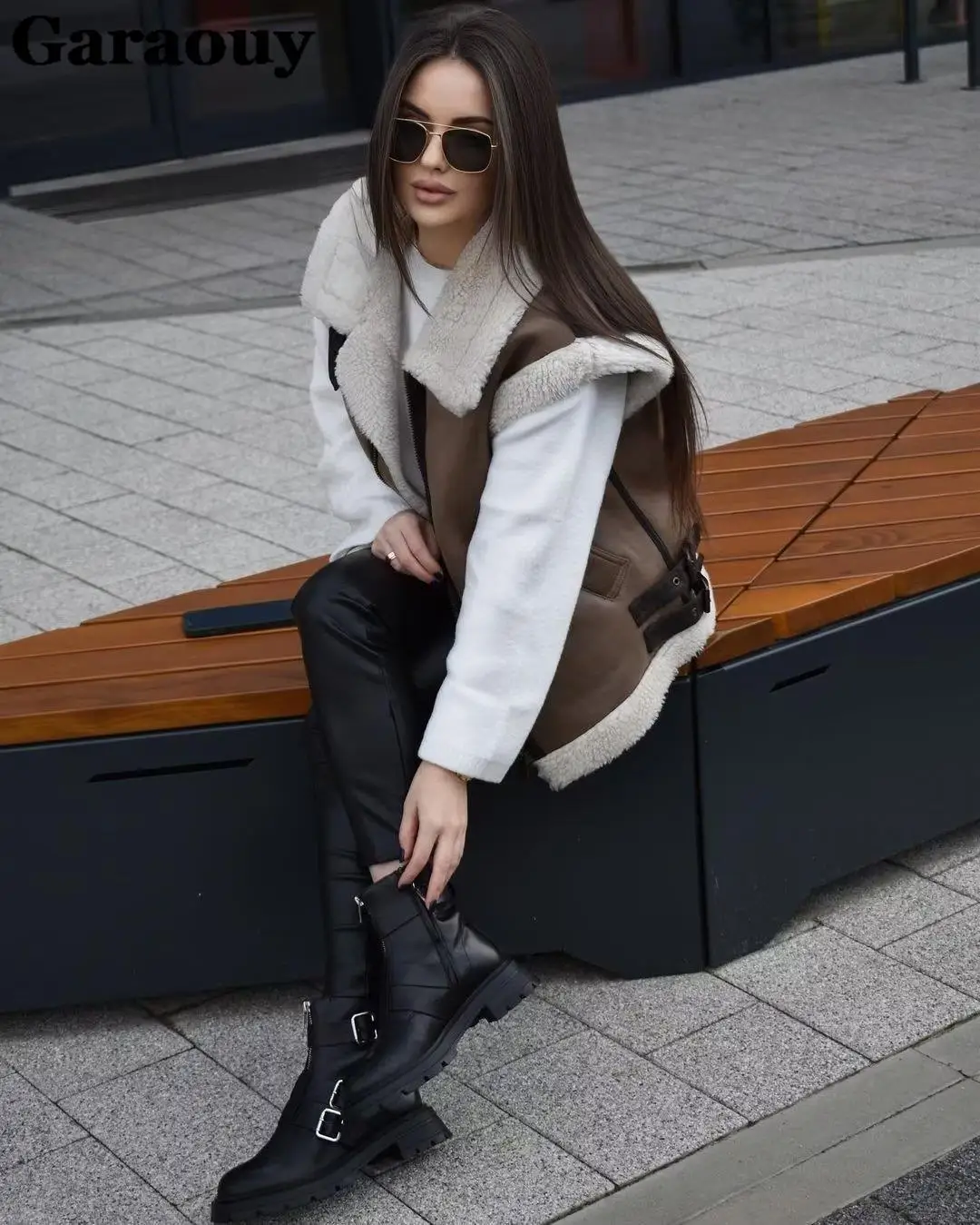 Garaouy 2023 Autumn Women\'s Faux Leather Sleeveless Coat Female Stand Collar Warm Vest Imitation Fur Lamb Wool Jacket Outwear
