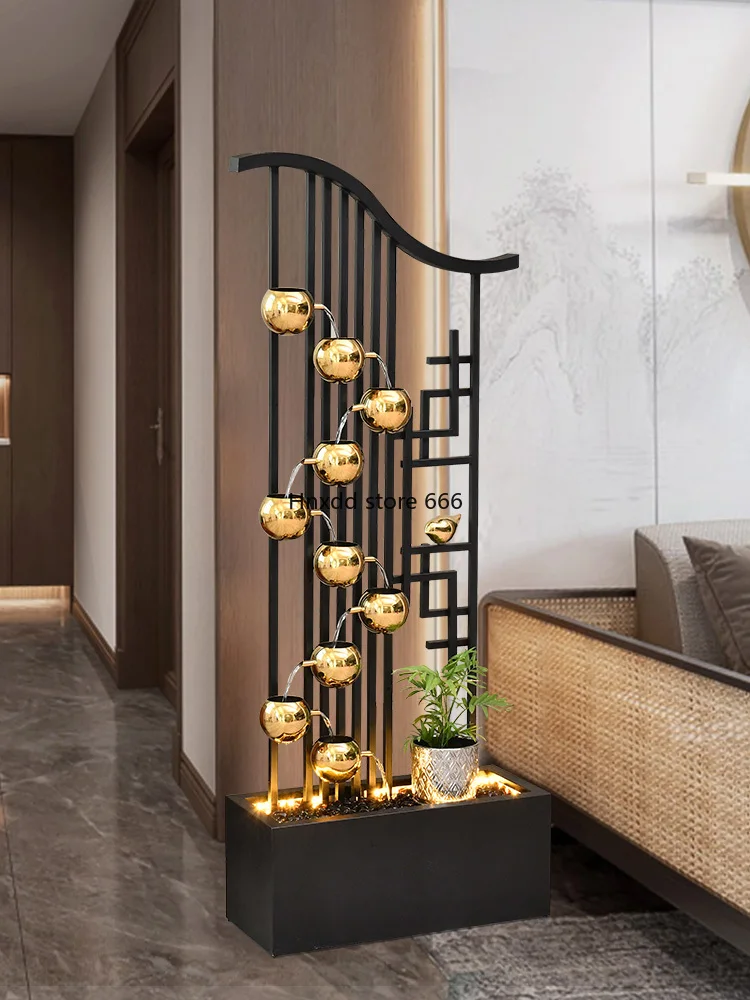 

Перегородка для входа в гостиную с большим орнаментом потока воды