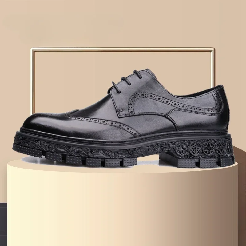 

2024 Autumn New Formal Men Shoes With Thick Soles And Leather Leisure Brock Carved Lace-up Leather Shoes Men.