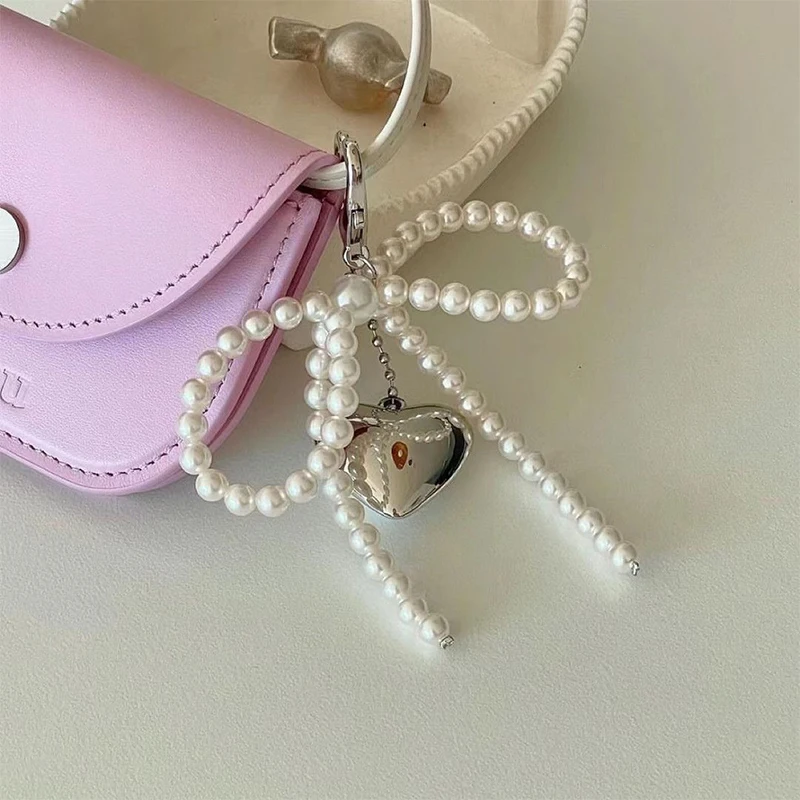 Handmade Pearl Bow Shaped Pendant Keyring Delicate Beaded Key Chain Heart Keychain Ornament Pearl Decoration For Bags Phones image 4