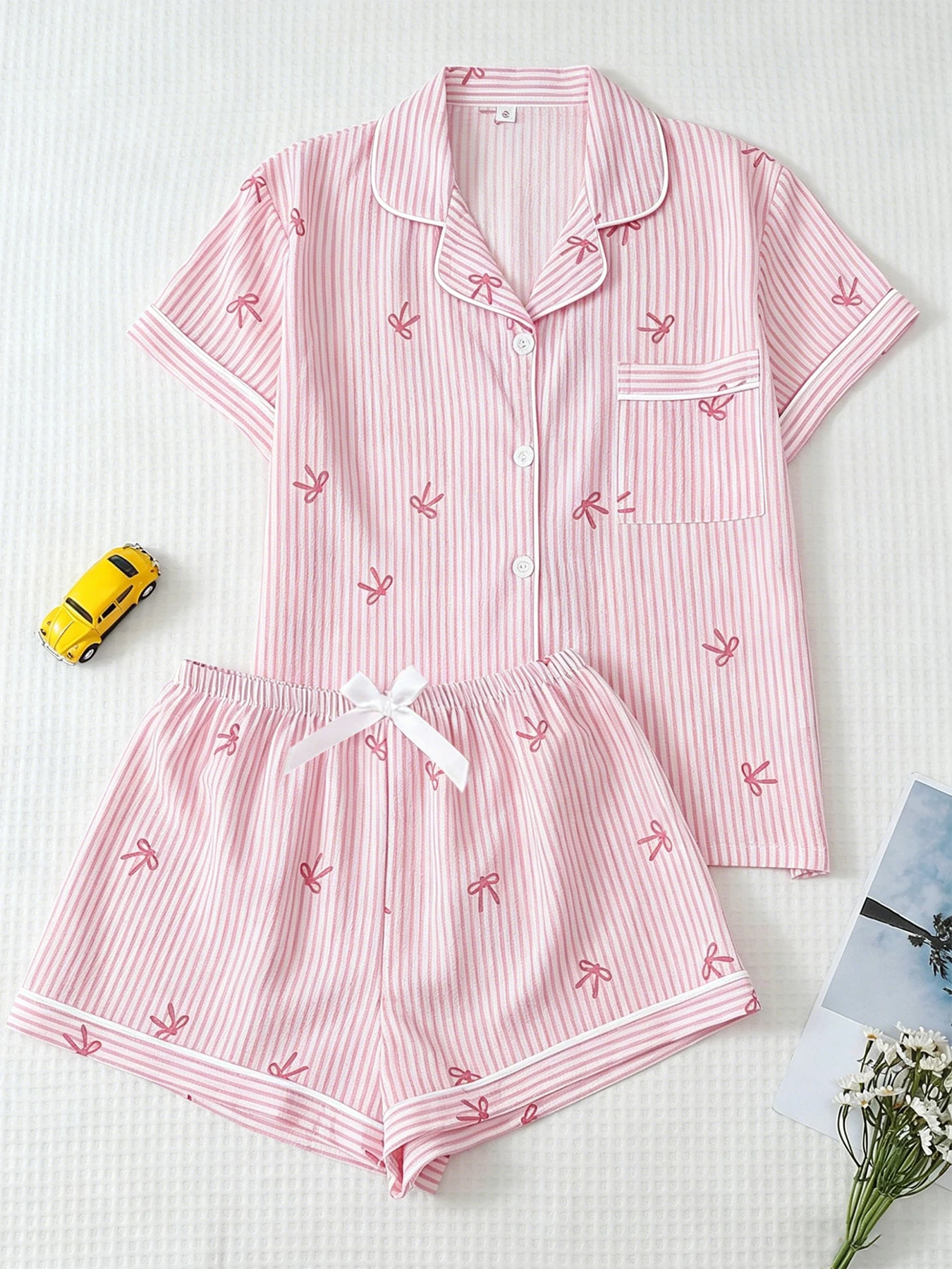 

Women's Striped Bow Print Pajama Set Short Sleeve Button Down Shirt & Shorts 2 Piece Pajamas Bubble Crepe Loungewear Sleepwear