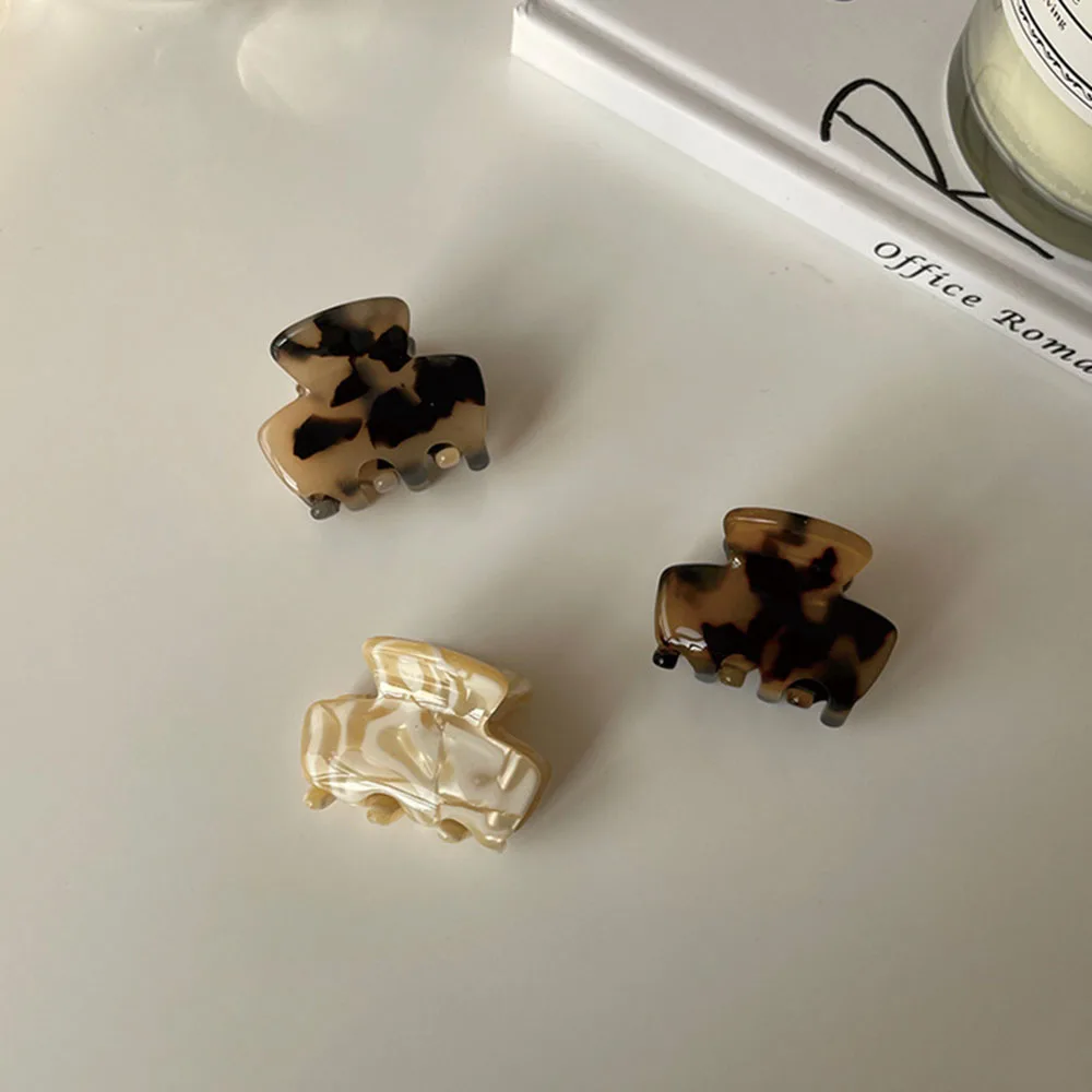2024 Korea New High Quality Vintage Girls Small Hairpins Acetate Acrylic Crab Hair Claw Clips For Women Shark Accessories