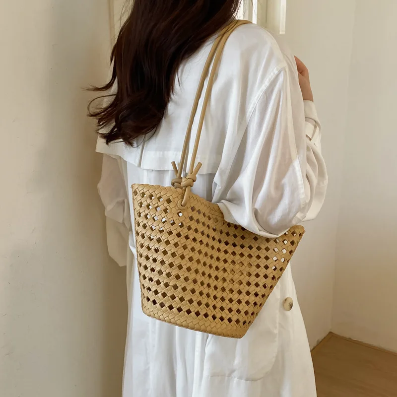 

High-looking Super Soft Vegetable Basket Hollow Woven Tote Bag for Women 2026 New Casual Ladies Shoulder Underarm Bucket Bag