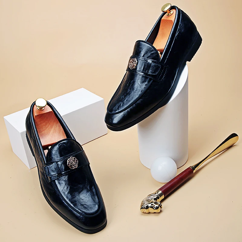 

Мужская обувь из лаковой кожи, модные и классические лоферы в джентльменском стиле, вечерние, большие размеры 38–46, лоферы в стиле ретро для взрослых, без шнуровки