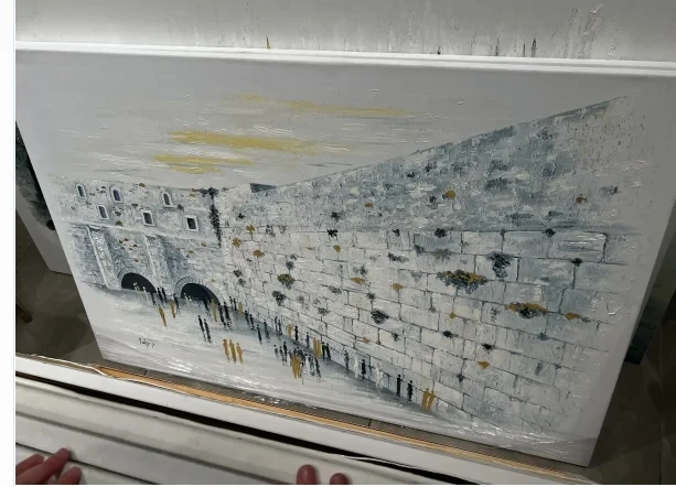 #3 Compare Abstract Wall Art Before You Buy