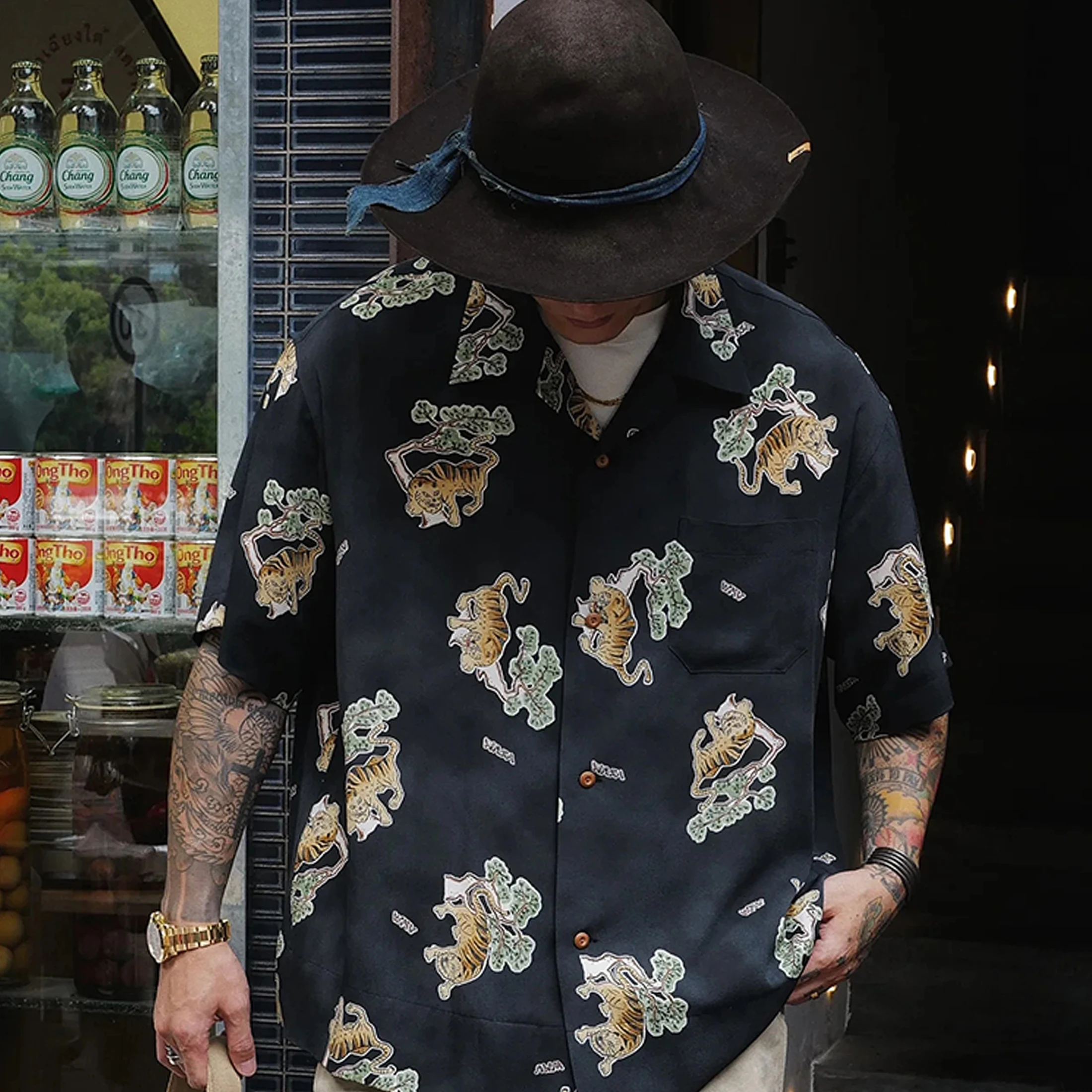 

NIGO Men's Summer Vacation Halo Hawaiian Floral Silk Draped Cuban Collar Loose Short Sleeve Shirt #NGTOP11137