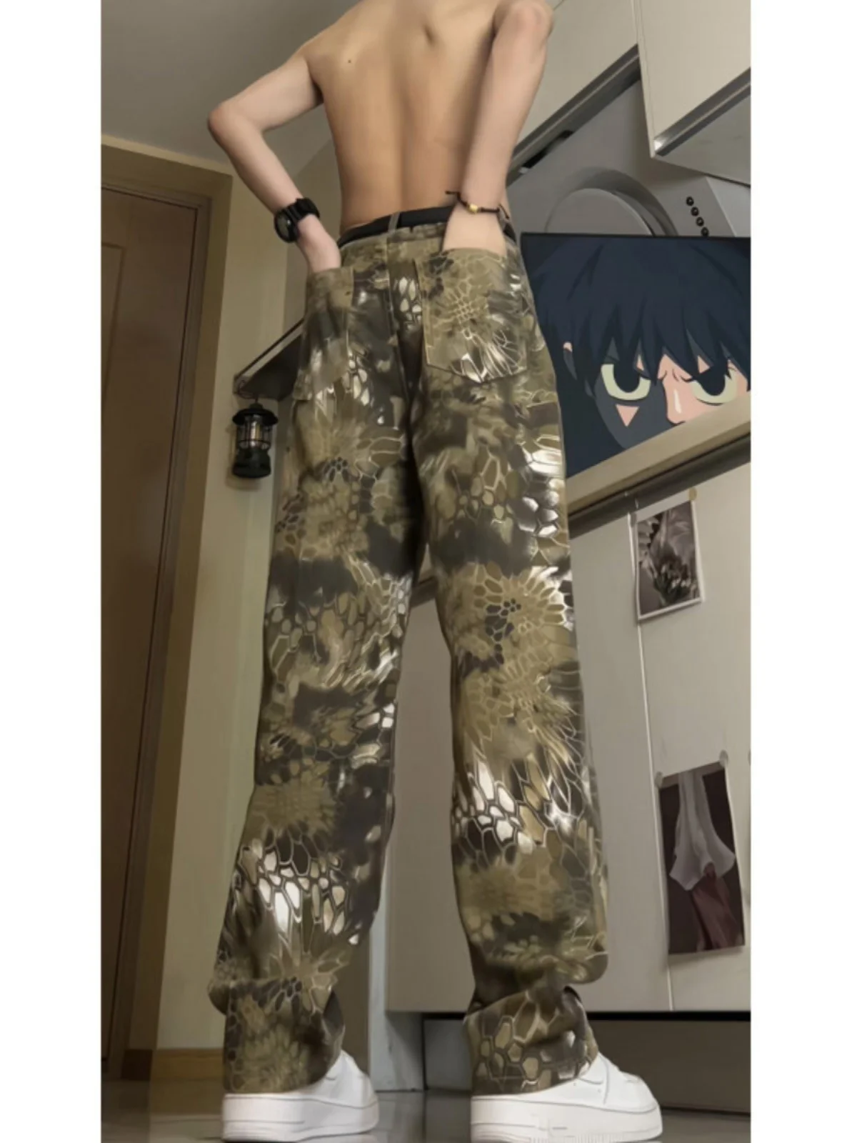 

Мужские джинсы из канваса в американском ретро-стиле с камуфляжным принтом под змеиную кожу, свободного кроя, прямые штанины, молодежная мода в стиле High Street