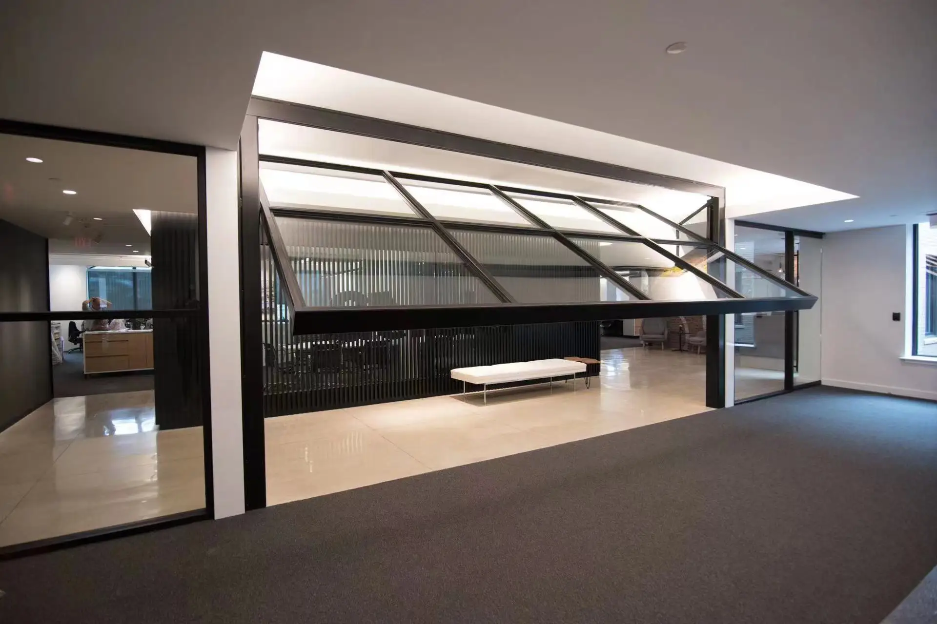 Customized villas, high-end electric folding doors for apartments, bulk price discounts available