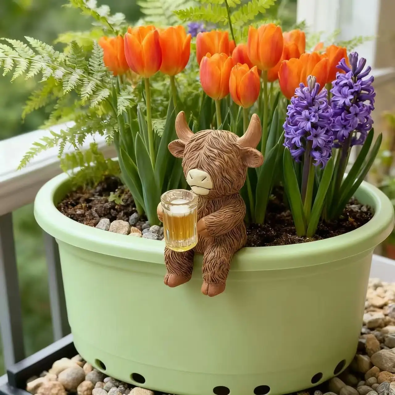 New Creative Resin Highland Cow Statue  Home Wall Decoration Highland Cow Flower Pot