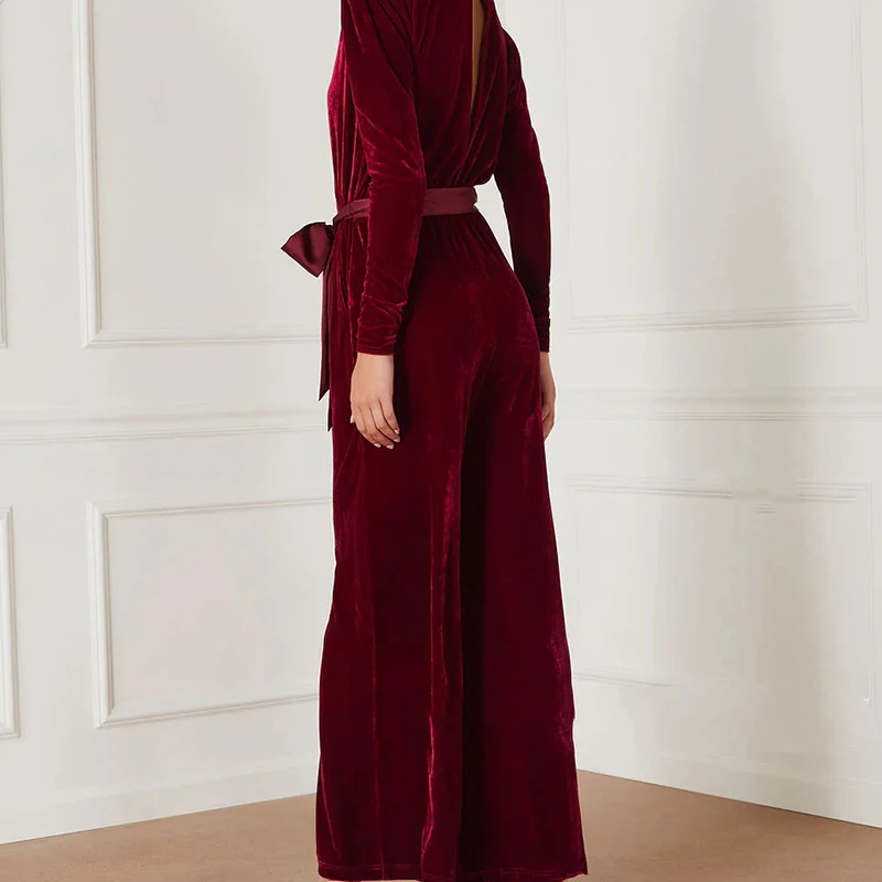 بذلة نسائية كاجوال واسعة الساق من جلد الغزال مع أربطة الخصر بلون سادة وبنطلون بسيط وأنيق برقبة على شكل حرف V وأكمام طويلة