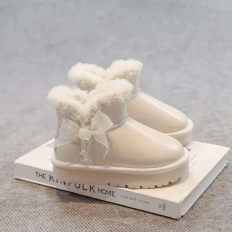 Toddler Girls Winter Snow Boots, Pearl Bow Decor, Shiny Upper, Fleece Lined, Non Slip Sole for Cold Season Daily Wear