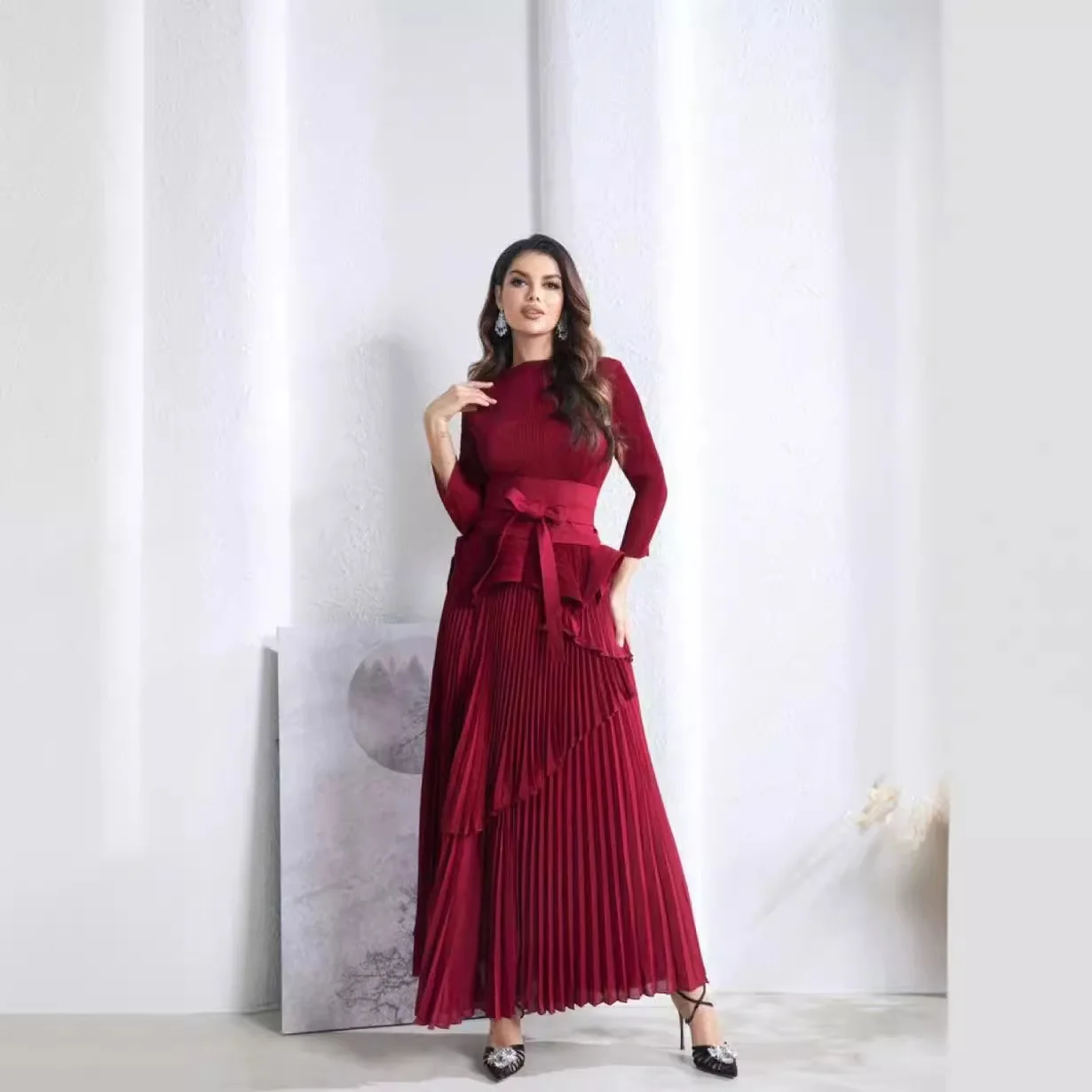 A two-piece suit for women Miyake Pleated Fashion large size round neck long sleeve irregular lantern skirt + long skirt