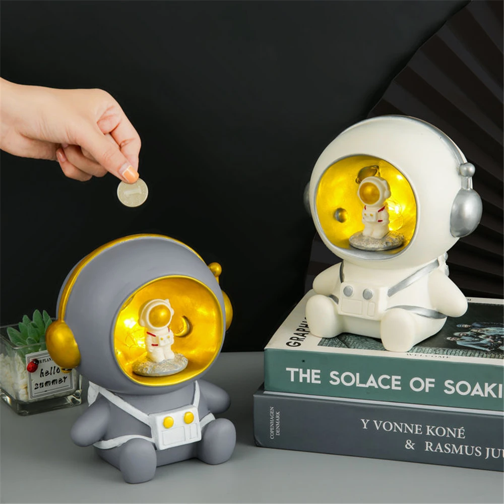 Creative Piggy Bank Astronaut Night Light Bedside Desktop Ornament Festival Decor Lighting Reading Light Cute Piggy Bank Gifts