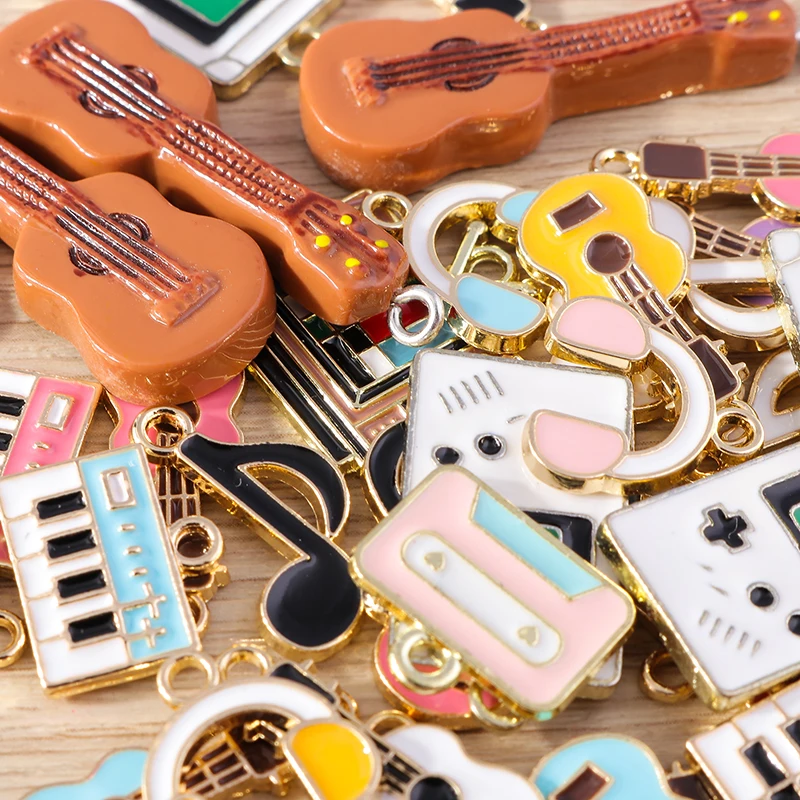 10pcs/lot Mix Cute Enamel Guitar Music Charms for Jewelry Making DIY Drop Earrings Pendants Necklaces Bracelets Crafts Supplies