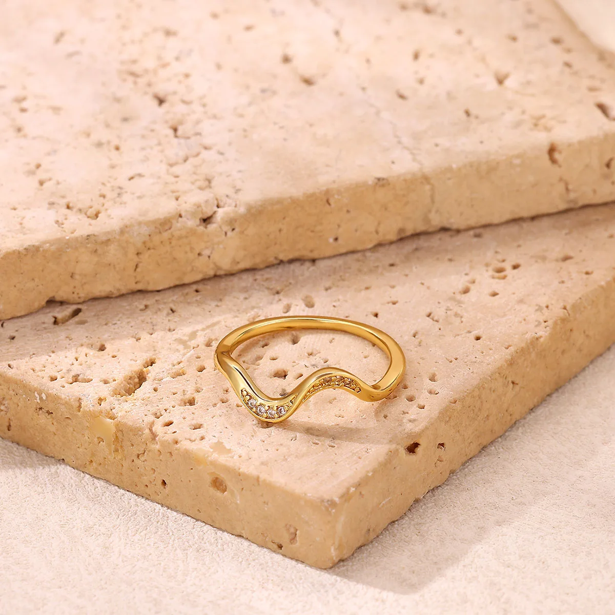 Minimalist Cubic Zirconic Wave Curved Rings For Women Gold Color Wedding Promise Ring Female Ladies Jewelry Christmas Gift ﻿