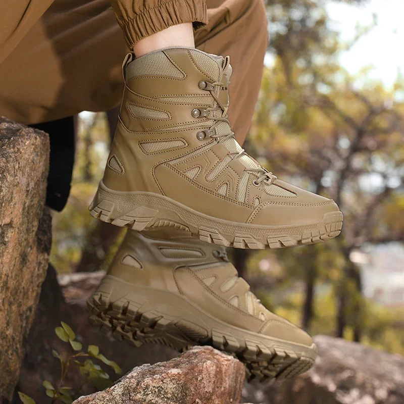 Stivali da uomo Stivali da deserto con piattaforma da esterno alla moda Scarpe da allenamento da uomo comode e casual Scarpe di tendenza stile britannico 2024 alte