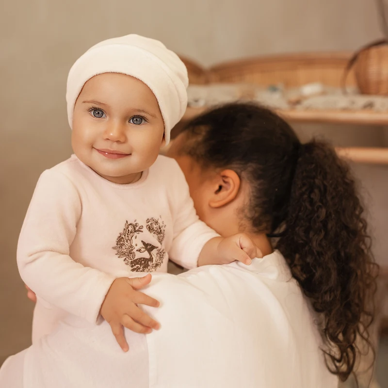 Ali Layette AW25 مجموعة بامبي القطيفة للأطفال والرضع قبعة مطابقة فاتنة السروال القصير